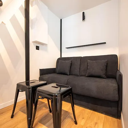 Lovely Nest In Apartment Paris