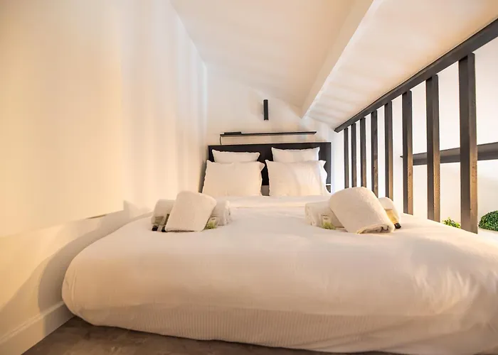 Apartament Lovely Nest In *
