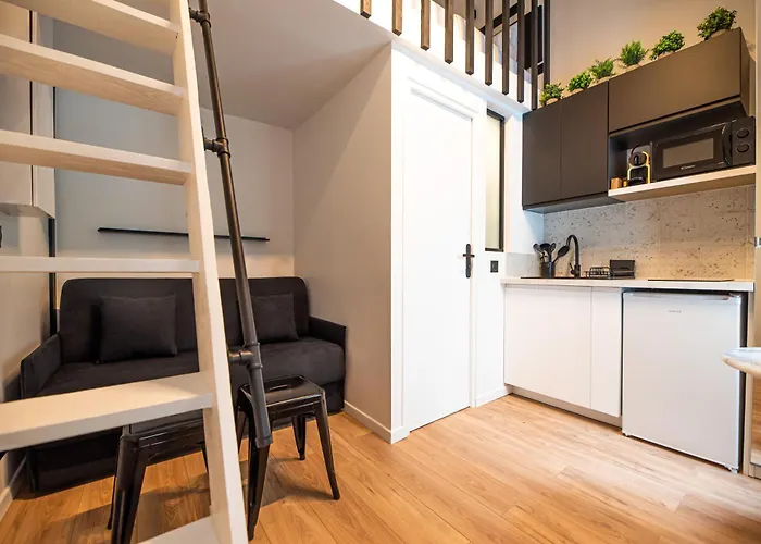 Apartament Lovely Nest In *